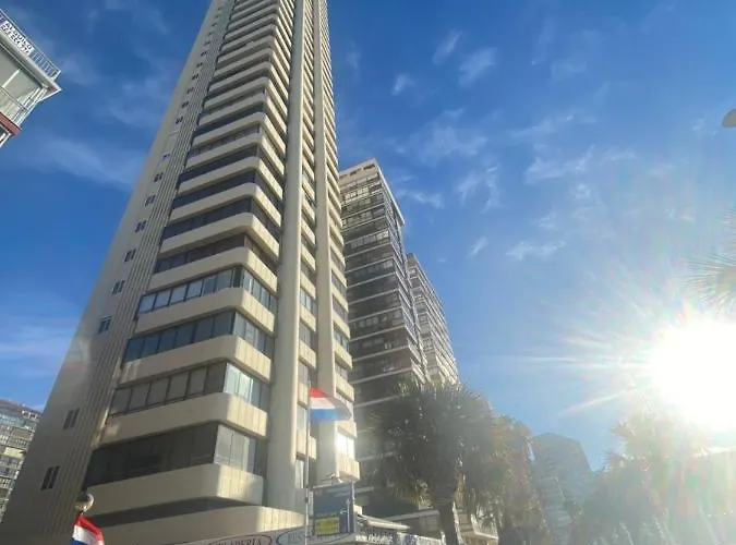 Torre Levante 1h * בנידורם